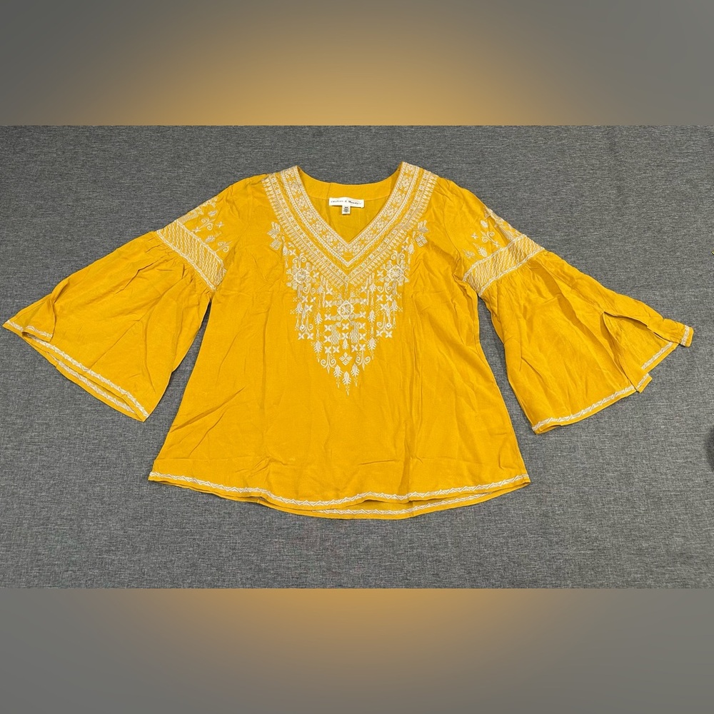 CHELSEA & THEODORE Embroidered Bell Sleeve Top